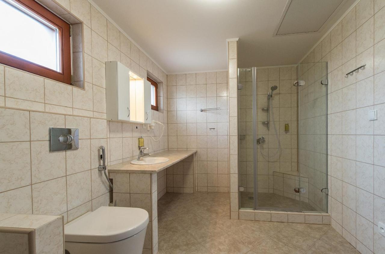 Penzion Leknín Třeboň Exterior foto